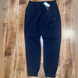 NWT Banana Republic women’s Menswear Flat Front Joggers